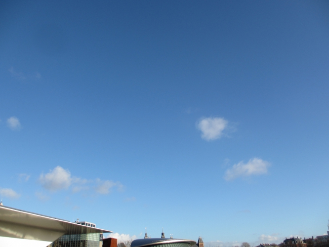 Museum(Stedelijk-Van Gogh-Rijks)wolkjes.
